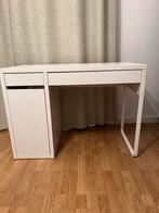 Bureau tafel van Ikea met 6 laden, Huis en Inrichting, Ophalen, Bureau