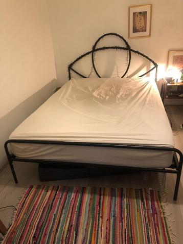 Twijfelaar bedframe