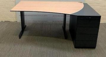 BULO bureau/niet IKEA/op maat gemaakt/ 80€ beschikbaar voor biedingen
