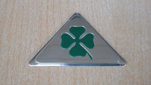 2 X Badge ALFA ROMEO Quadrilobe Vert Delta Aluminium, Autos : Divers, Accessoires de voiture, Neuf, Enlèvement ou Envoi