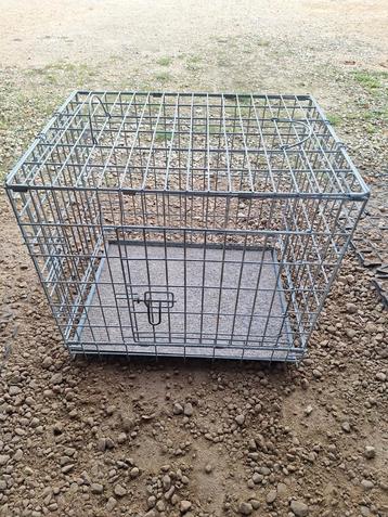 Bench incl mat voor kleine hond (DxBxH = 48cmx62cmx55cm) beschikbaar voor biedingen