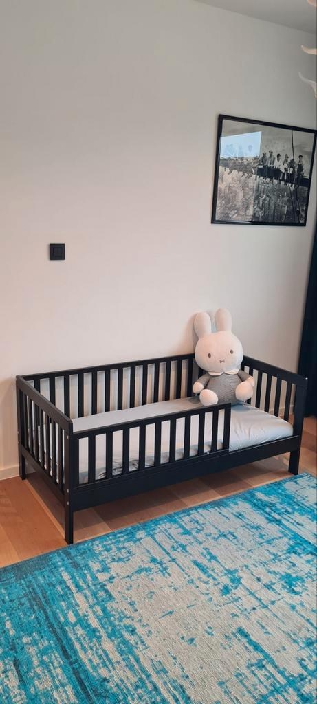 Kinderbed 140x70 in perfecte staat met lattenbodem + matras, Kinderen en Baby's, Kinderkamer | Complete kinderkamers, Zo goed als nieuw