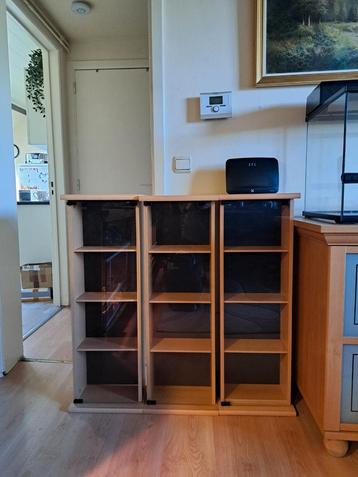 3 cd/dvd kastjes beschikbaar voor biedingen