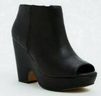 TORRID zwart lederen schoenen met hoge hak open-tenen M 40, Kleding | Dames, Zwart, Ophalen of Verzenden, Zo goed als nieuw, Schoenen met hoge hakken