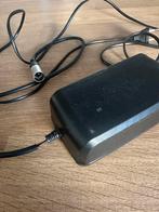 Giant batterijlader GLI180A, Vélos & Vélomoteurs, Accessoires vélo | Batteries de vélo, Enlèvement ou Envoi, Utilisé