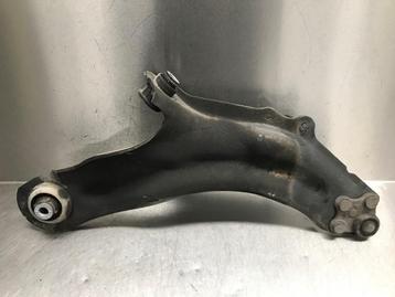 BRAS DE SUSPENSION AVANT GAUCHE INFERIEUR NV 250 (WF), Utilisé, Nissan