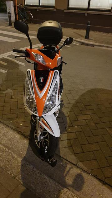 Motor Scooter, Enlèvement, Comme neuf, Essence