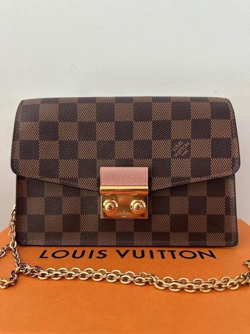 Louis Vuitton Croisette Chain Wallet, Handtassen en Accessoires, Tassen | Damestassen, Zo goed als nieuw, Schoudertasje, Bruin