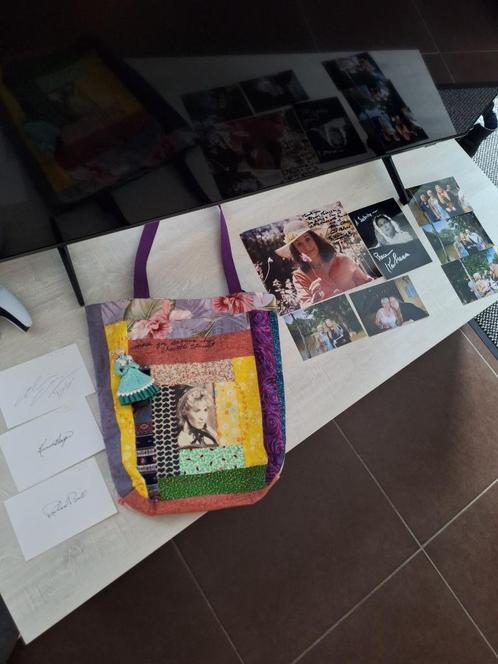 Authentiek lot met handtekeningen „Het kleine huis in de wei, Verzamelen, Muziek, Artiesten en Beroemdheden, Gesigneerd, Ophalen of Verzenden