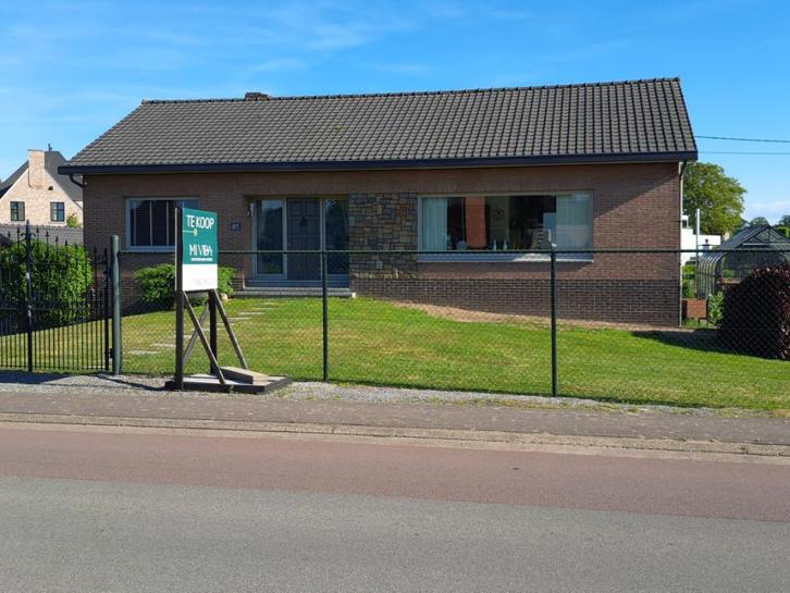 Huis, vrijstaande bungalow, Dilsen-Stokkem, Immo, Huizen en Appartementen te koop, Provincie Limburg, 500 tot 1000 m², Vrijstaande woning