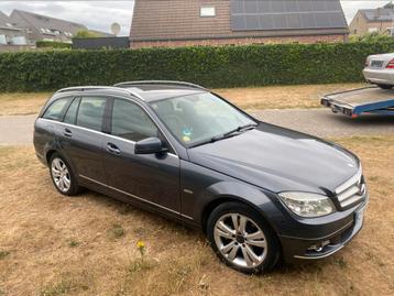 Mercedes C220CDI Avant-garde, Cuir, Achat, Entreprise, Carnet d'entretien