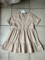 Nieuw beige / lichtbruin jurkje - maat 122, Kinderen en Baby's, Kinderkleding | Maat 122, Ophalen of Verzenden, Nieuw, Meisje