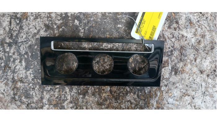 Dashboard sierlijst van een Volkswagen Golf, Auto-onderdelen, Dashboard en Schakelaars, Volkswagen, Gebruikt, 3 maanden garantie