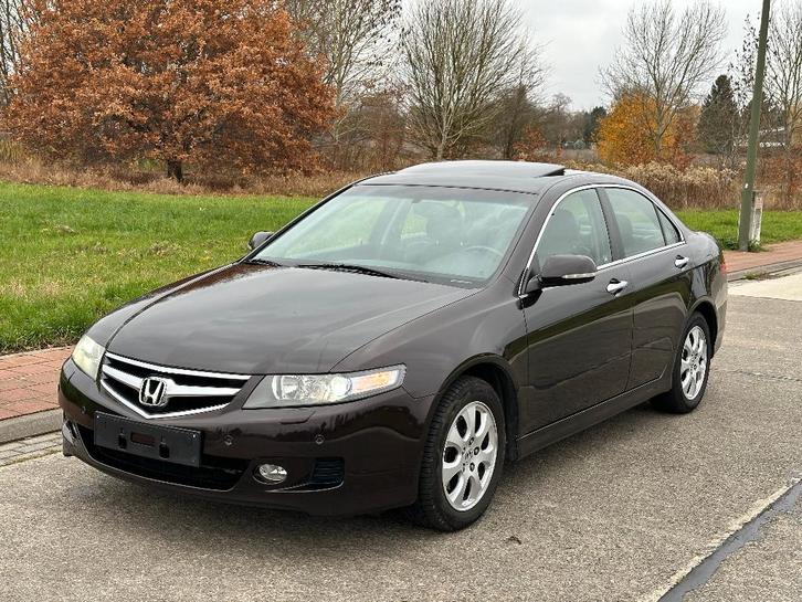 Honda Accord 2.0i VTEC Automaat Leder GPS Xenon Open dak Ohb, Auto's, Honda, Bedrijf, Te koop, Accord, ABS, Airbags, Alarm, Boordcomputer