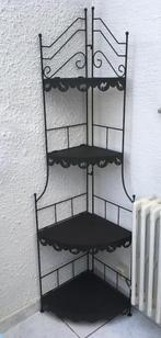 Zwart, metalen hoekrekje met 4 leggers met dieren deco, Ophalen, Zo goed als nieuw, Overige typen