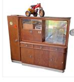 Vintage kast, Huis en Inrichting, Kasten | Secretaires, Ophalen of Verzenden, Zo goed als nieuw