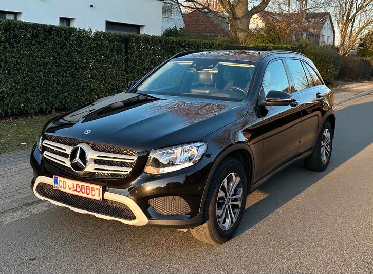 Mercedes-Benz GLC 250, Autos, Mercedes-Benz, Particulier, GLC, 4x4, ABS, Caméra de recul, Régulateur de distance, Airbags, Air conditionné