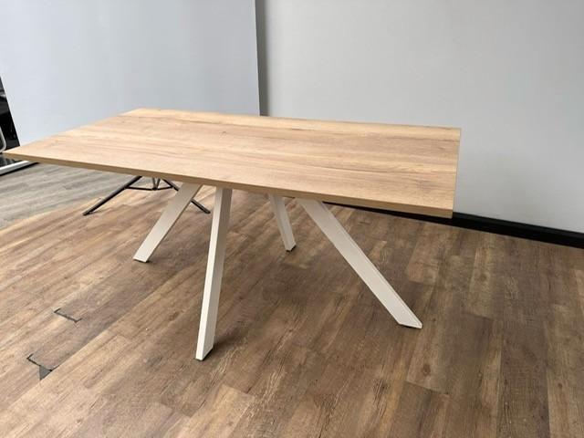 Kantinetafel (spin), Huis en Inrichting, Tafelkleden, Ophalen of Verzenden