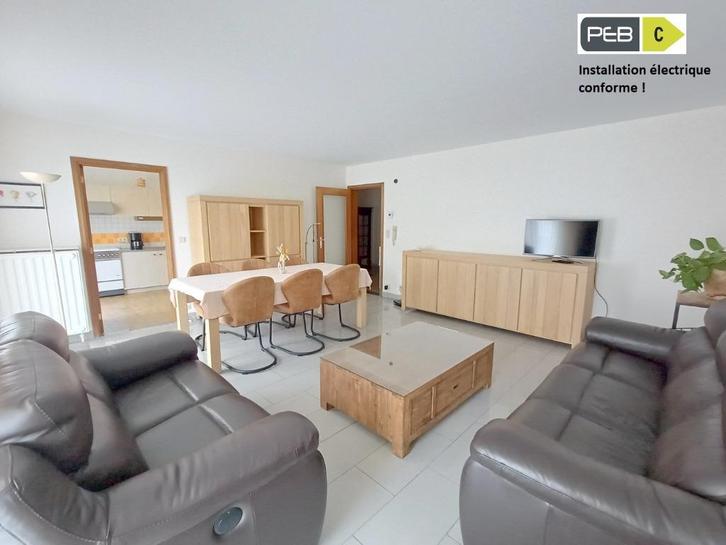 Appartement 3ch. en exc. état, avec garage et remise, Immo, Maisons à vendre, Province de Hainaut, Jusqu'à 200 m², Appartement