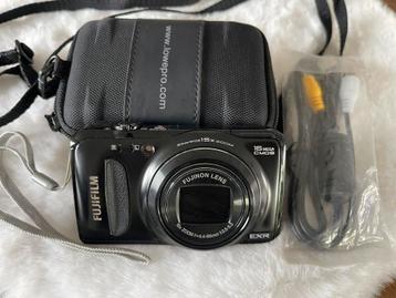 FUJIFILM FinePix F660EXR camera + lader + extra batterij beschikbaar voor biedingen