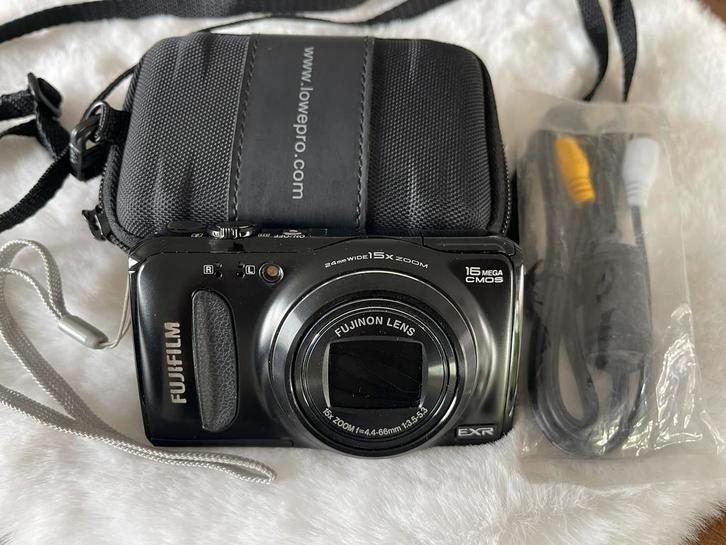 FUJIFILM FinePix F660EXR camera + lader + extra batterij, Audio, Tv en Foto, Fotocamera's Analoog, Gebruikt, Compact, Fuji, Ophalen of Verzenden