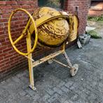 betonmolen 220 V .   Is te koop zolang de advertentie staat, Ophalen, Gebruikt