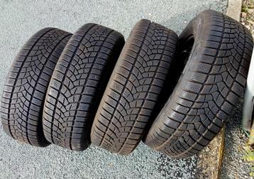  Très bons pneus hiver 215/65-16 pour Toyota HiLux 2-WD