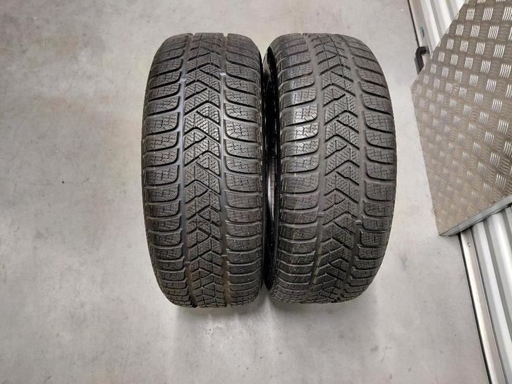 2 winterbanden 215/60-16 99H Pirelli (7,0 mm), Auto-onderdelen, Banden en Velgen, Band(en), Winterbanden, 16 inch, 215 mm, Personenwagen