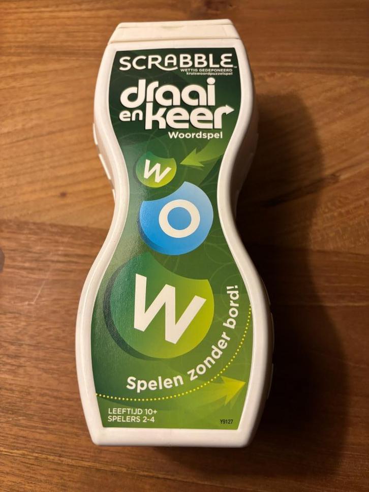 gezelschapsspel scrabble draai en keer pocketversie, Hobby en Vrije tijd, Gezelschapsspellen | Bordspellen, Zo goed als nieuw
