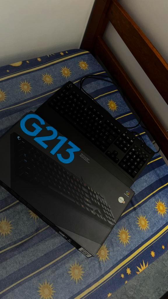 Ensemble clavier souris logitech, Informatique & Logiciels, Claviers, Comme neuf, Azerty, Filaire, Ergonomique, Clavier gamer