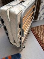 Plooibed met matras ( logeerbed ), Huis en Inrichting, Ophalen, Zo goed als nieuw