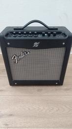 Fender Mustang I v2, Muziek en Instrumenten, Versterkers | Bas en Gitaar, Ophalen, Zo goed als nieuw