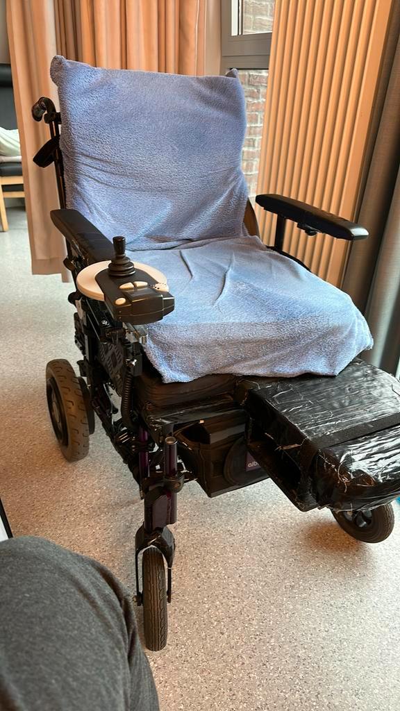 Alber Esprit Action prijs licht bespreekbaar, Diversen, Rolstoelen, Zo goed als nieuw, Elektrische rolstoel, Ophalen