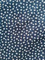 Katoenen stof - donkerblauw met witte vlinders, Ophalen of Verzenden