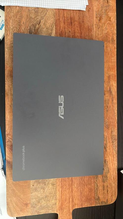 Asus chromebook plus, Computers en Software, Chromebooks, Zo goed als nieuw, 13 inch, 128 GB, Ophalen of Verzenden