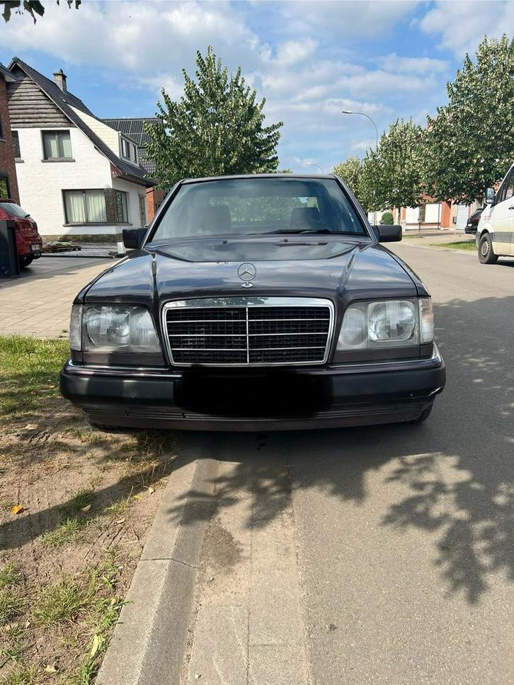 Mercedes E300 Turbodiesel facelift model, Auto's, Mercedes-Benz, Particulier, E-Klasse, ABS, Airbags, Airconditioning, Alarm, Centrale vergrendeling
