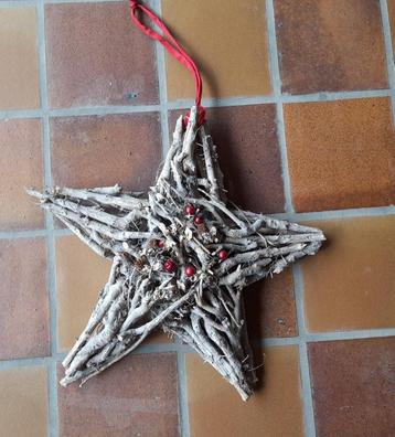 Kerstster van takken  beschikbaar voor biedingen