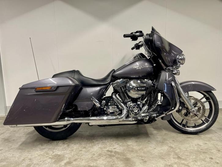 Harley-Davidson TOURING FLHX STREET GLIDE MET ELEKTRONISCH R, Motos, Motos | Harley-Davidson, Autre, plus de 35 kW