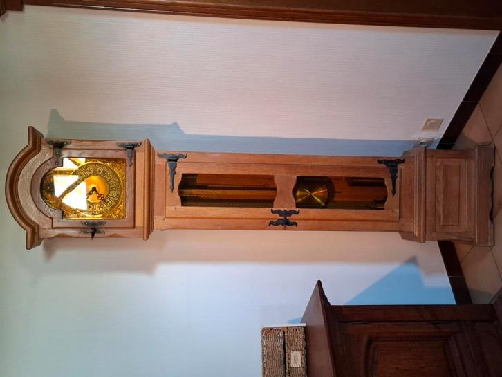 Staande pendule / mechanische staande klok in massief hout, Antiek en Kunst, Antiek | Klokken, Ophalen