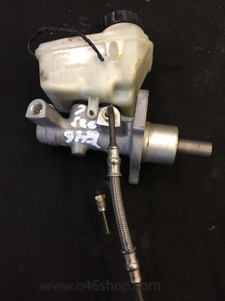 Remcilinder met reservoir BMW E46, Auto-onderdelen, Remmen en Aandrijving, BMW, Gebruikt, Ophalen of Verzenden