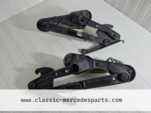 Motorkapscharnieren set Mercedes W124 1248800428 1248800328, Auto-onderdelen, Carrosserie, Mercedes-Benz, Gebruikt, Ophalen of Verzenden