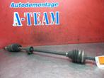 AANDRIJFAS RECHTS VOOR Toyota Yaris (P1) (01-1999/11-2005), Gebruikt, Toyota