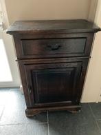 Vol eiken bijzet kastje, Ophalen