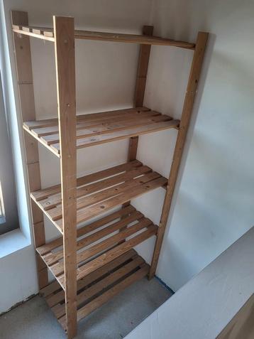 Houten opbergrek 3 stuks 30euro  beschikbaar voor biedingen