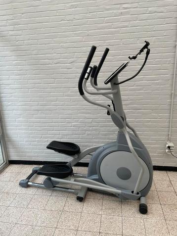 Crosstrainer Focus Fitness beschikbaar voor biedingen