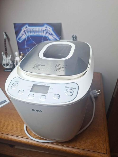 Domo B3963 Witbroodbakmachine, Elektronische apparatuur, Broodbakmachines, Gebruikt, Met timer, 800 tot 1200 gram deeg, Kijkvenster