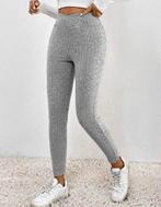 Neuf legging côtelé Shein taille XS, Vêtements | Femmes, Leggings, Collants & Bodies, Enlèvement ou Envoi, Neuf, Gris, Legging