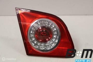 Achterlicht in klep links VW Passat B6 Sedan beschikbaar voor biedingen