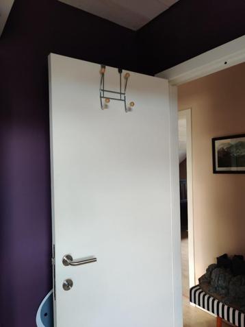 Deurhanger kapstok beschikbaar voor biedingen