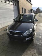 Skoda fabia break 208400km  1.2 Diesel dealer onderhouden, Auto's, Voorwielaandrijving, Euro 5, Stof, Zwart